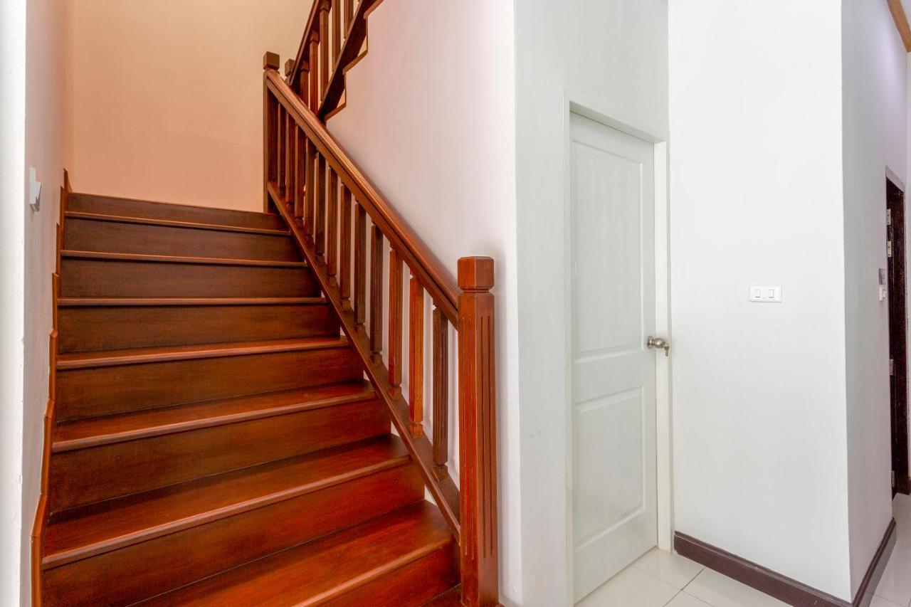 Oyo 1053 Bloom Guest House Chiang Mai Zewnętrze zdjęcie