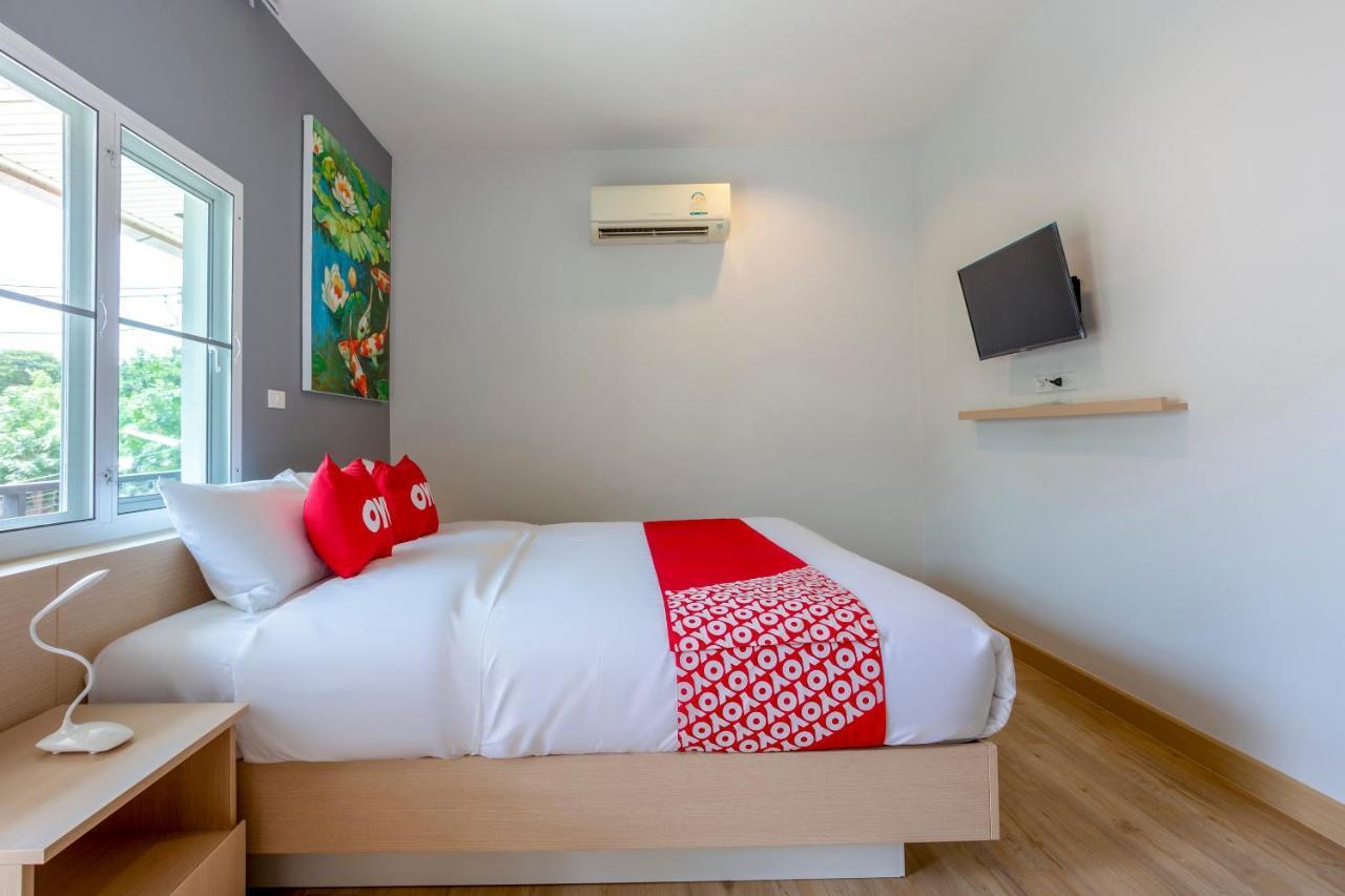 Oyo 1053 Bloom Guest House Chiang Mai Zewnętrze zdjęcie