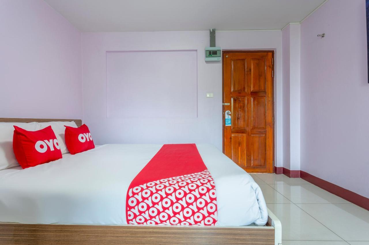 Oyo 1053 Bloom Guest House Chiang Mai Zewnętrze zdjęcie
