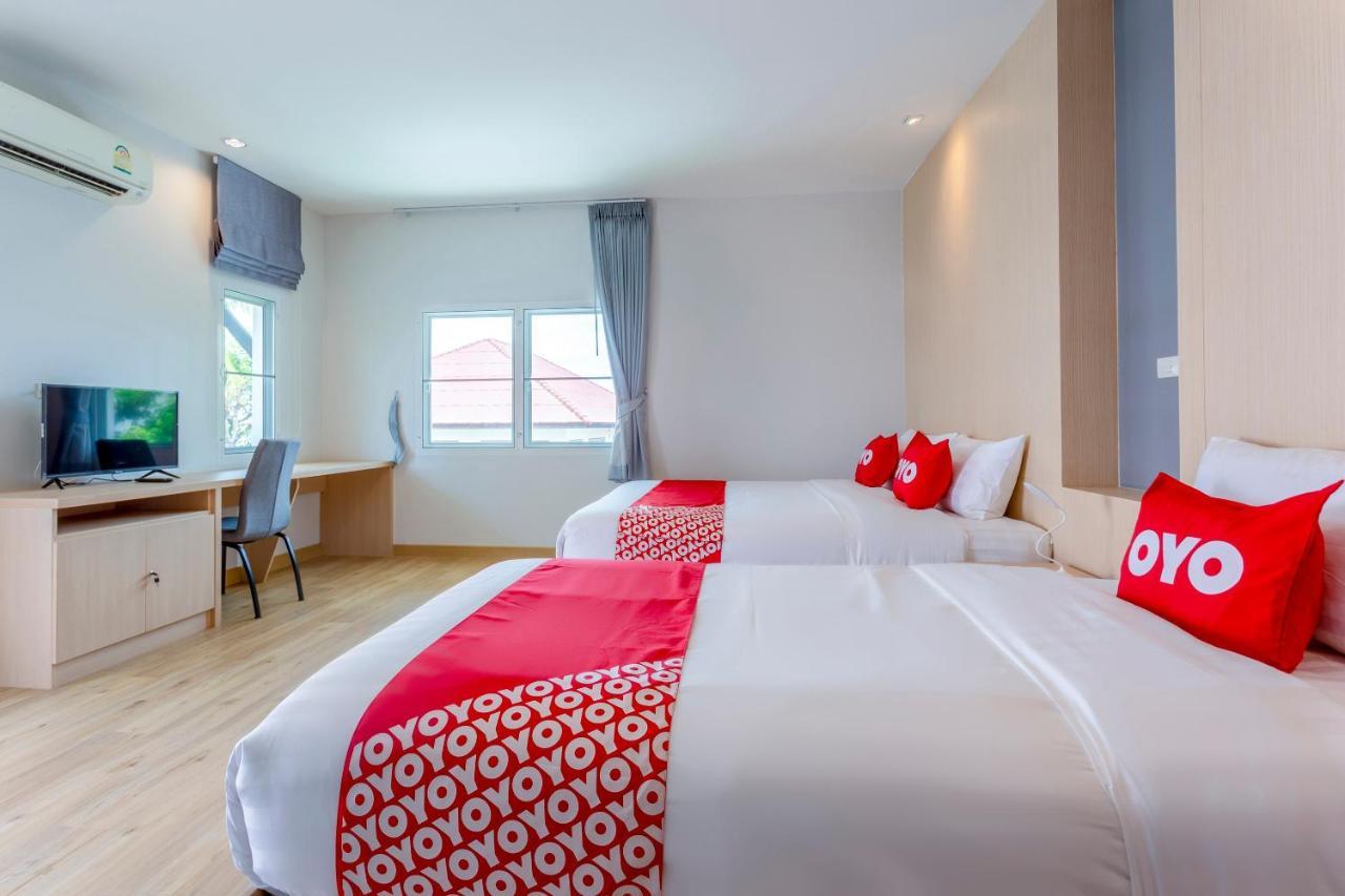 Oyo 1053 Bloom Guest House Chiang Mai Zewnętrze zdjęcie
