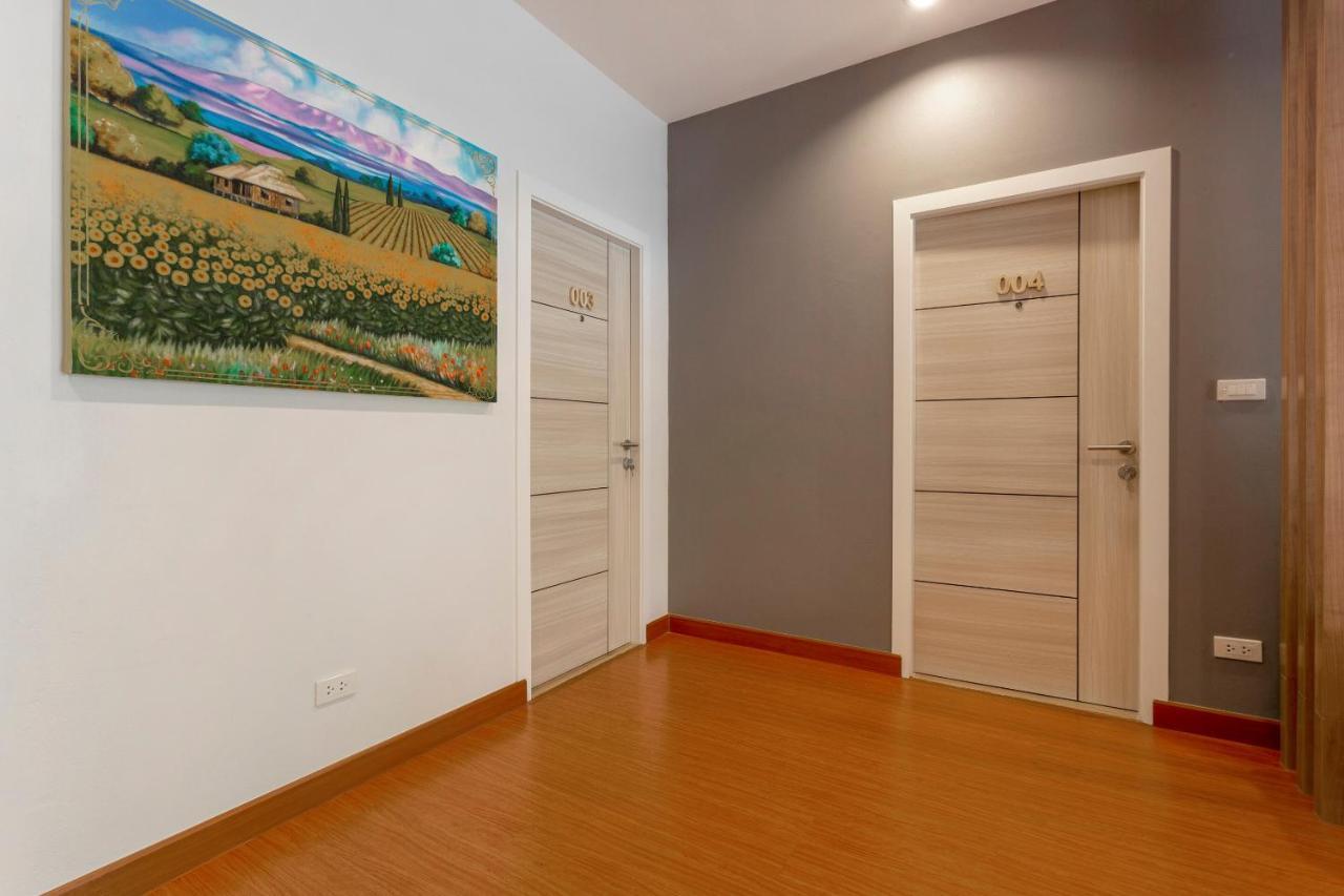 Oyo 1053 Bloom Guest House Chiang Mai Zewnętrze zdjęcie