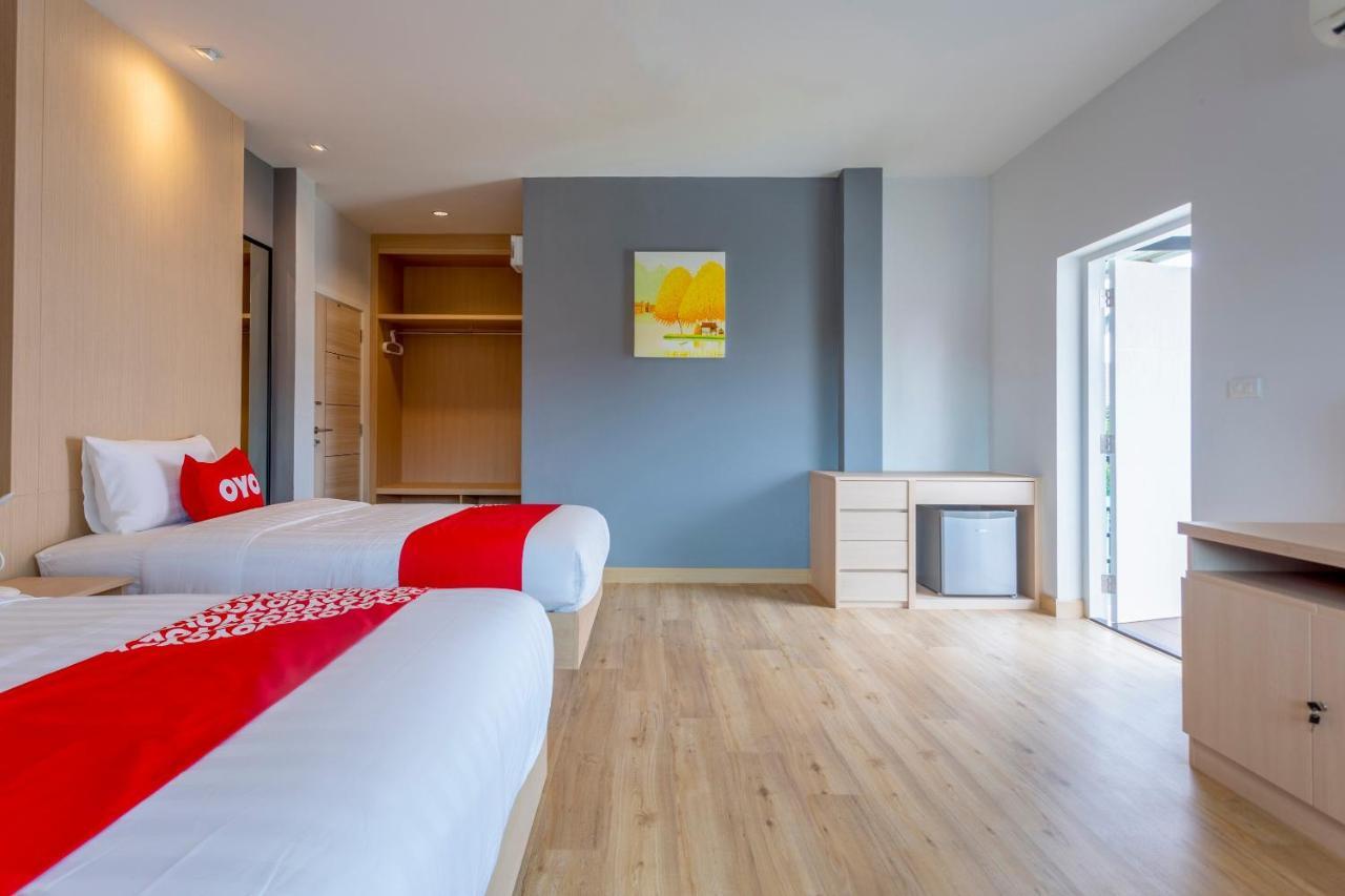 Oyo 1053 Bloom Guest House Chiang Mai Zewnętrze zdjęcie