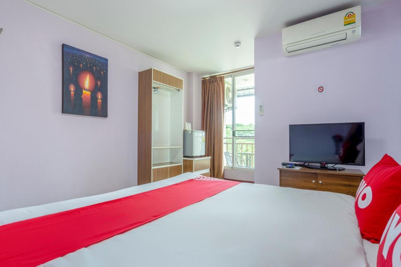 Oyo 1053 Bloom Guest House Chiang Mai Zewnętrze zdjęcie