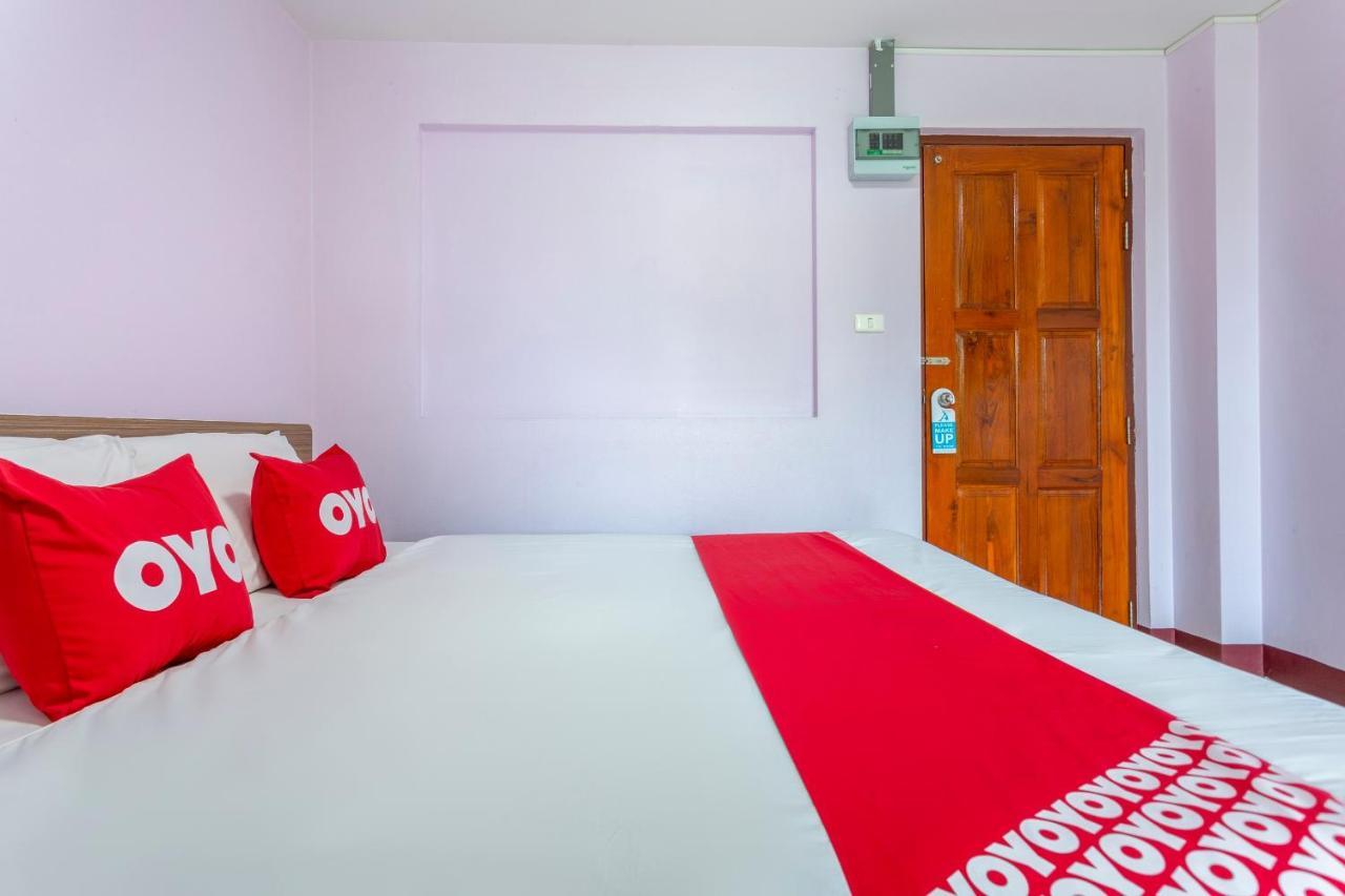 Oyo 1053 Bloom Guest House Chiang Mai Zewnętrze zdjęcie