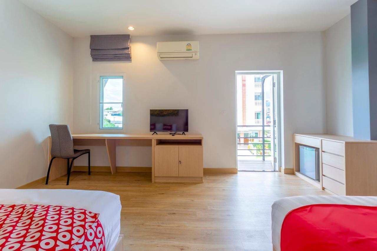 Oyo 1053 Bloom Guest House Chiang Mai Zewnętrze zdjęcie